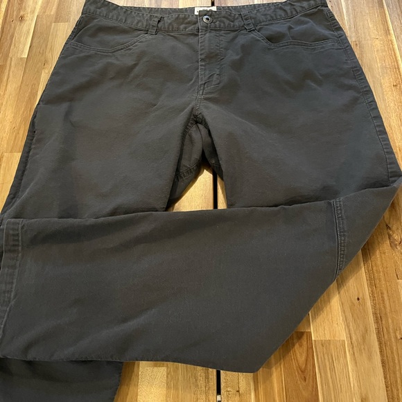 The North Face dark gray men’s pants 38 - Picture 3 of 13